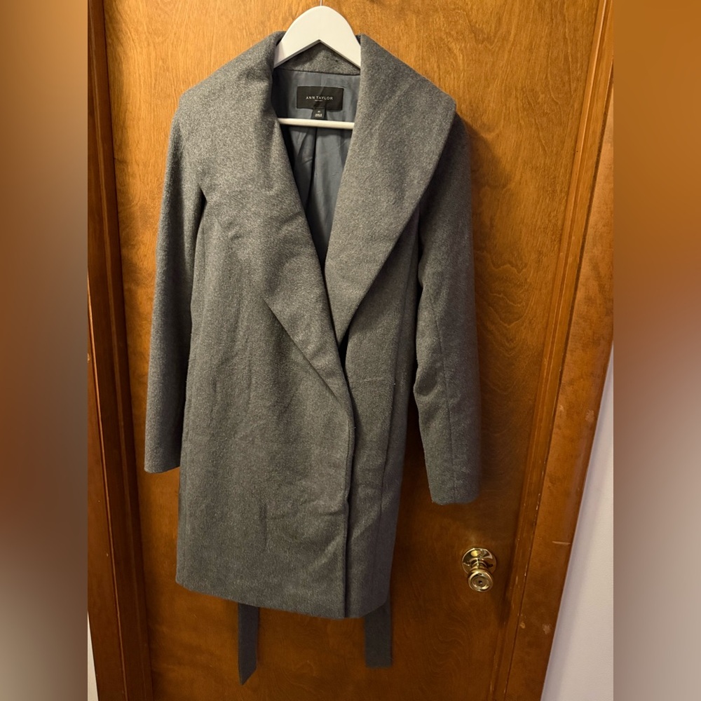 Ann Taylor Women's Gray Trench Coat